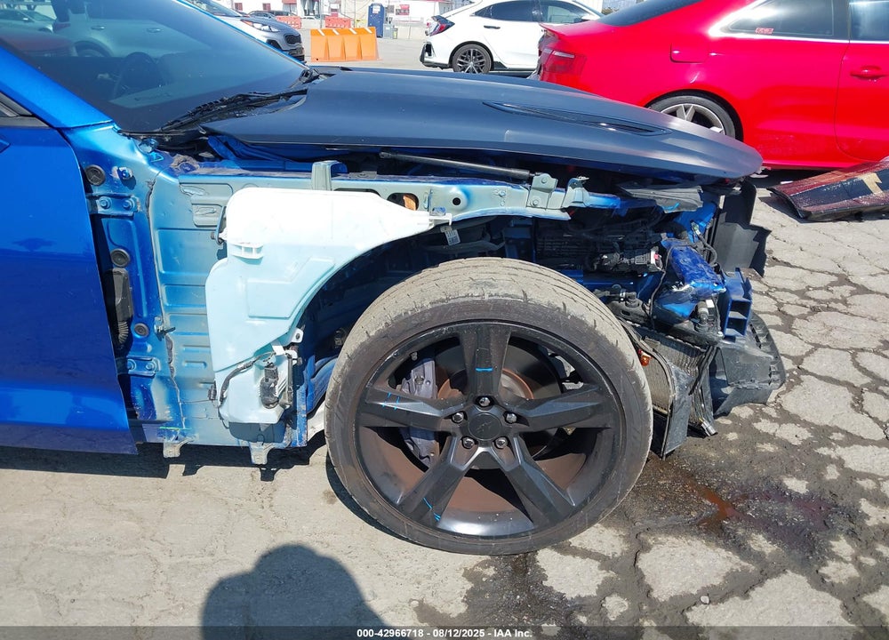 2018 CHEVROLET CAMARO VIN: 1G1FH1R76J0187215
