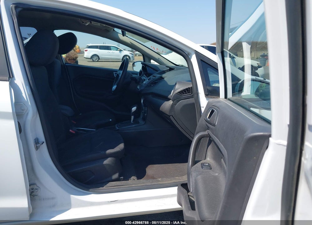2015 FORD FIESTA VIN: 3FADP4EJ9FM162405
