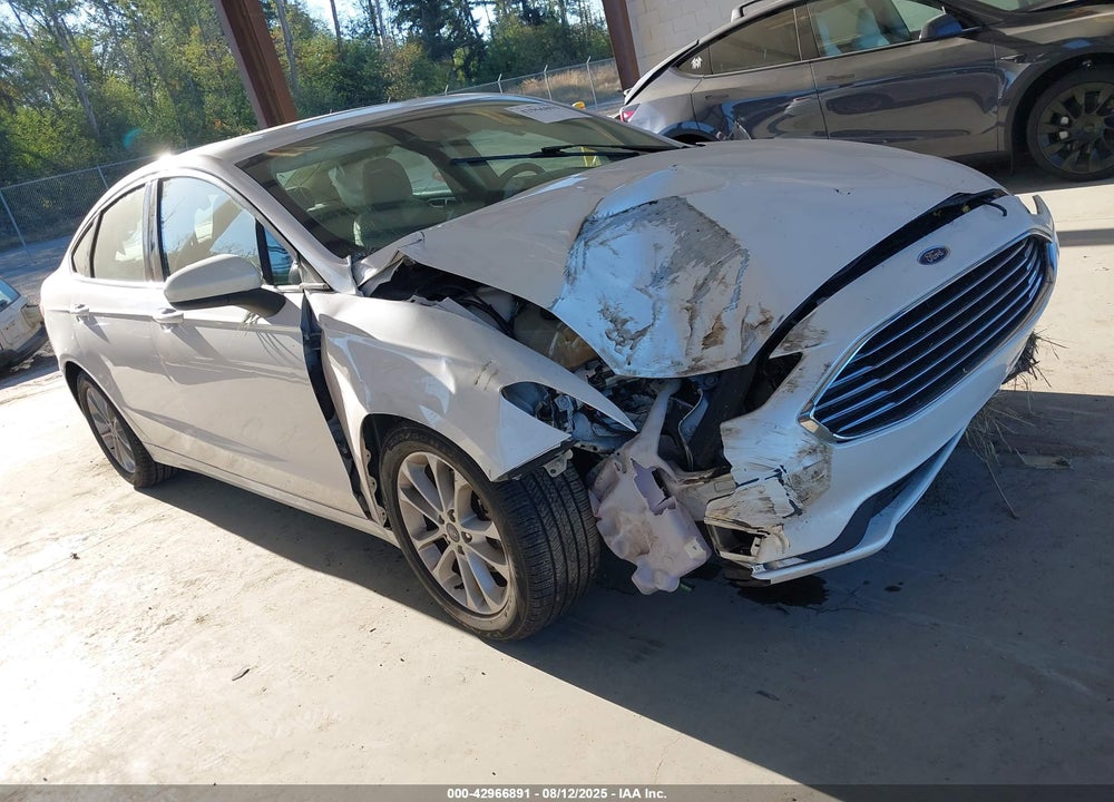 2020 FORD FUSION SE VIN: 3FA6P0HDXLR218258
