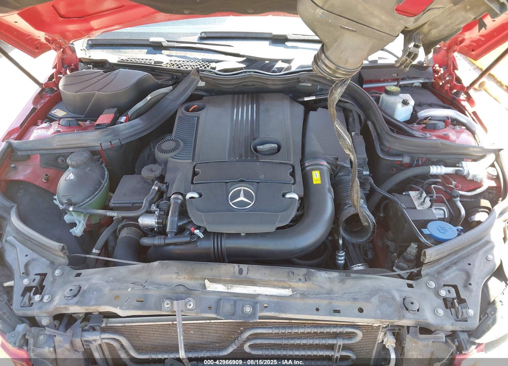 2014 MERCEDES-BENZ C CLASS VIN: WDDGJ4HB9EG301900