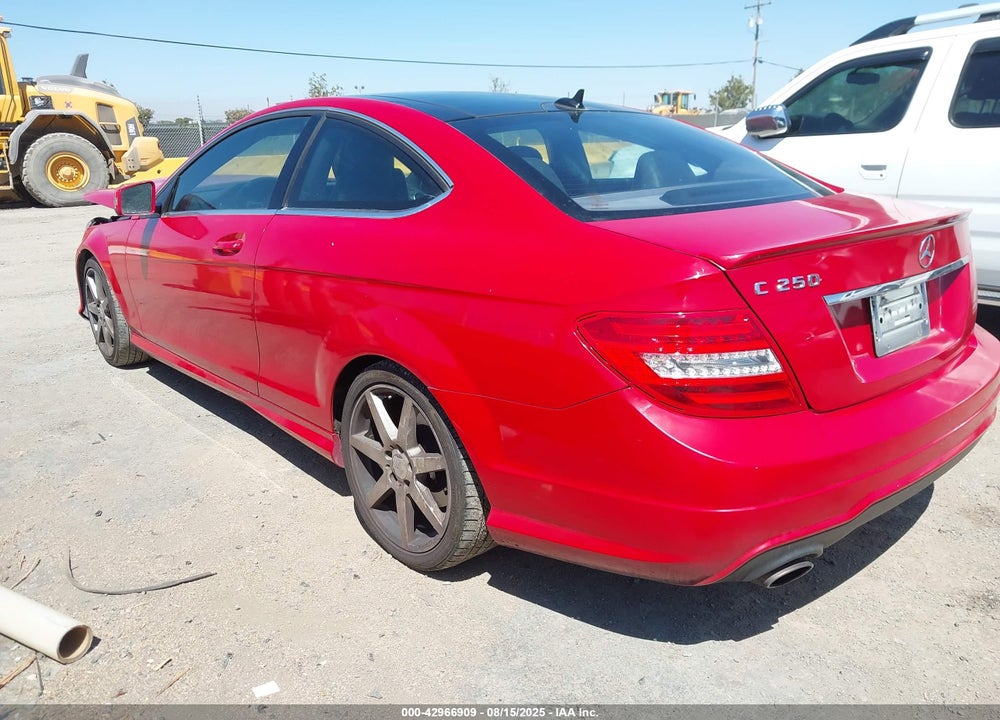 2014 MERCEDES-BENZ C CLASS VIN: WDDGJ4HB9EG301900