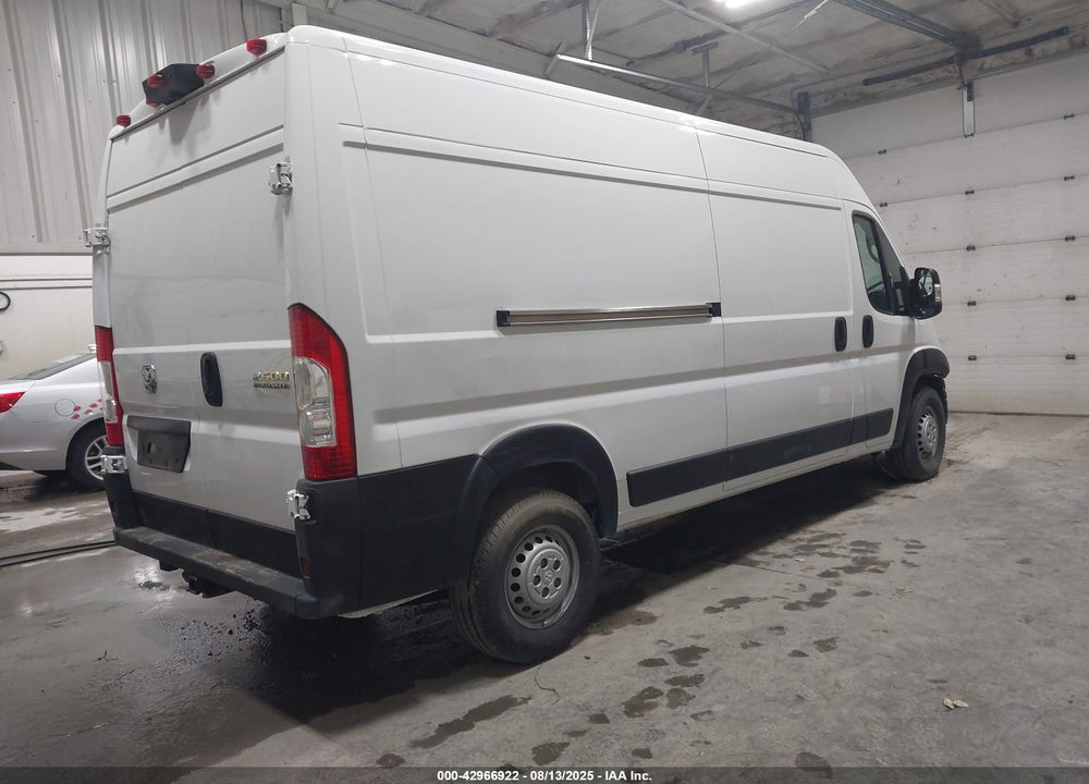 2024 RAM PROMASTER 2500 VIN: 3C6LRVDG2RE114990