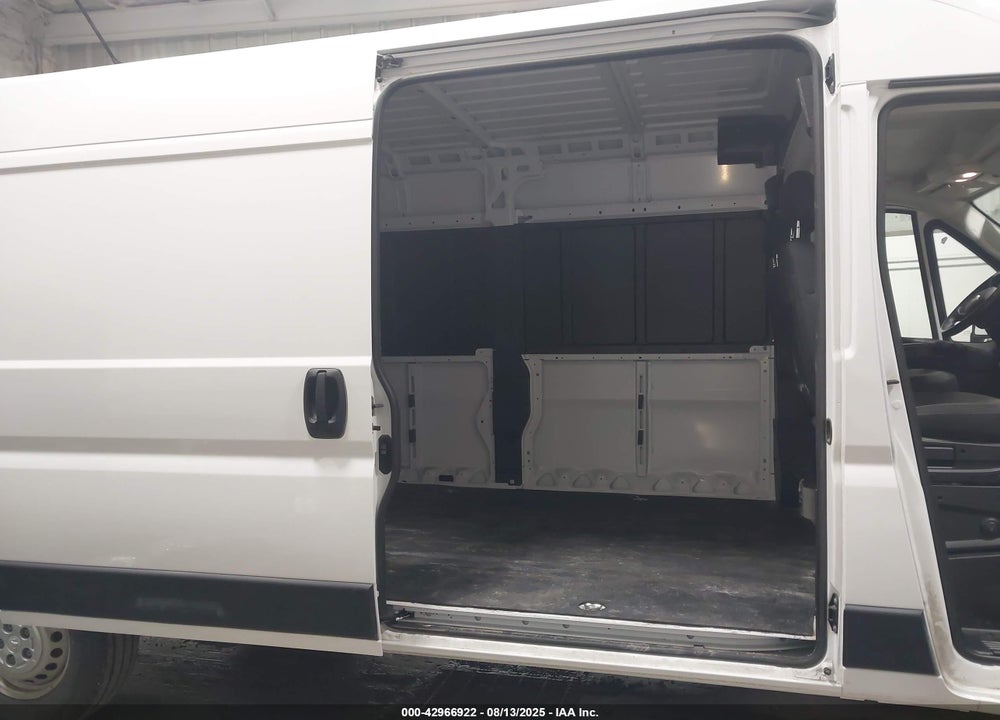 2024 RAM PROMASTER 2500 VIN: 3C6LRVDG2RE114990