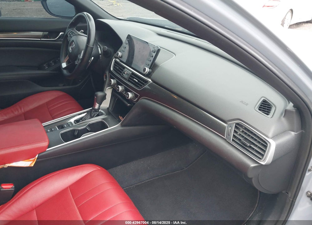 2022 HONDA ACCORD VIN: 1HGCV1F36NA104212