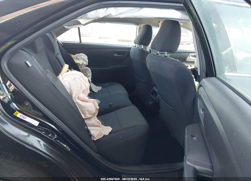 2017 TOYOTA CAMRY LE VIN: 4T1BF1FK7HU273393