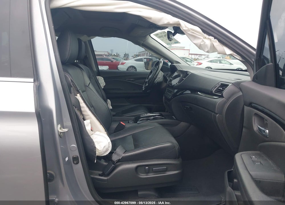 2019 HONDA PILOT VIN: 5FNYF6H02KB095402