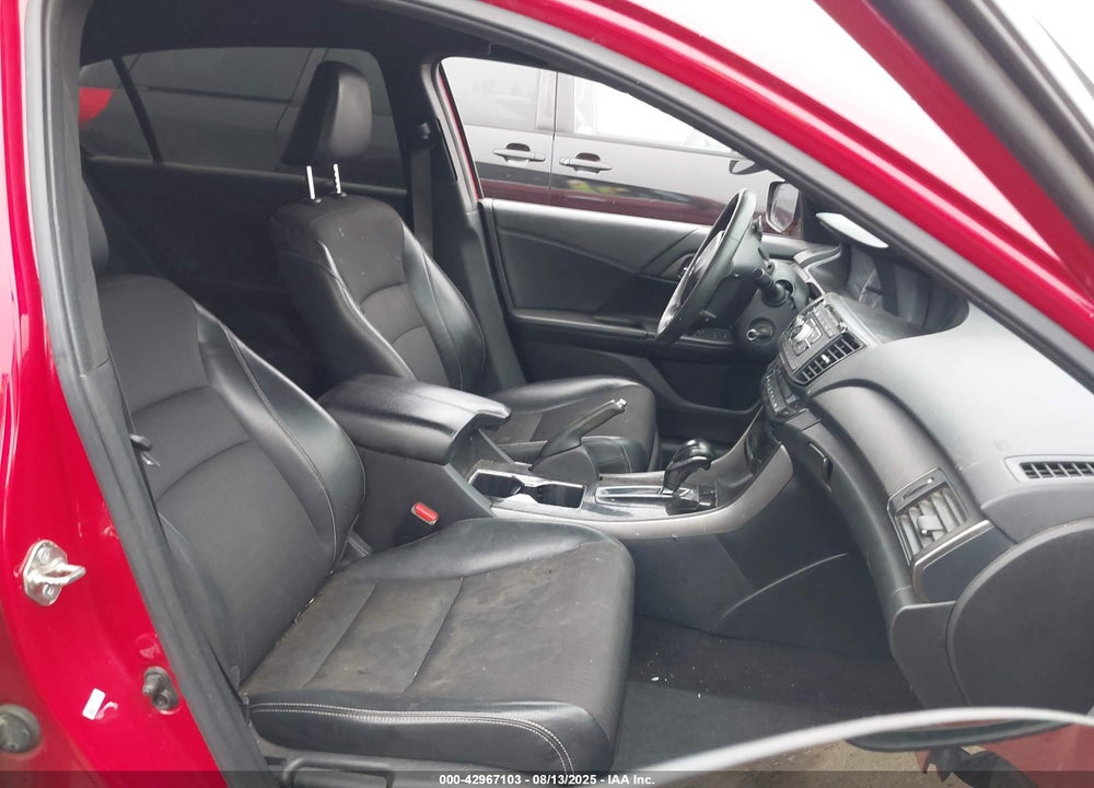 2016 HONDA ACCORD VIN: 1HGCR2F50GA207186