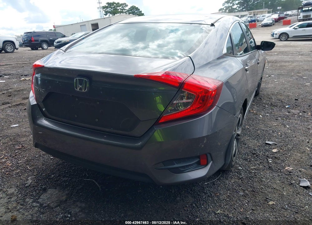 2018 HONDA CIVIC VIN: 19XFC2F68JE035628
