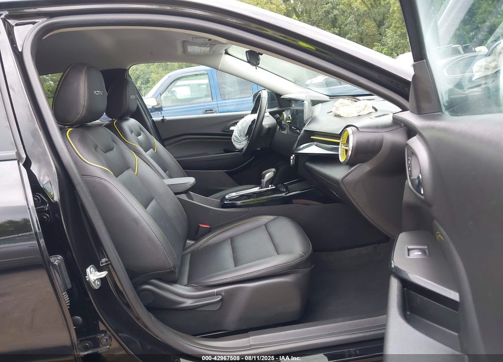 2025 CHEVROLET TRAX VIN: KL77LKEP1SC084383