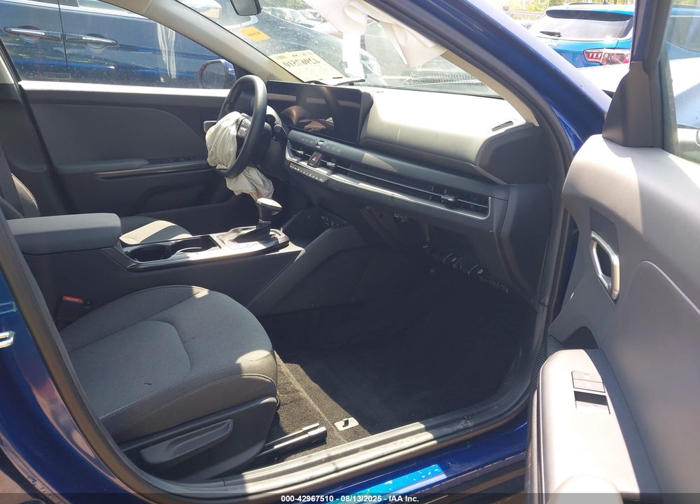 2025 KIA K4 VIN: 3KPFT4DEXSE037582