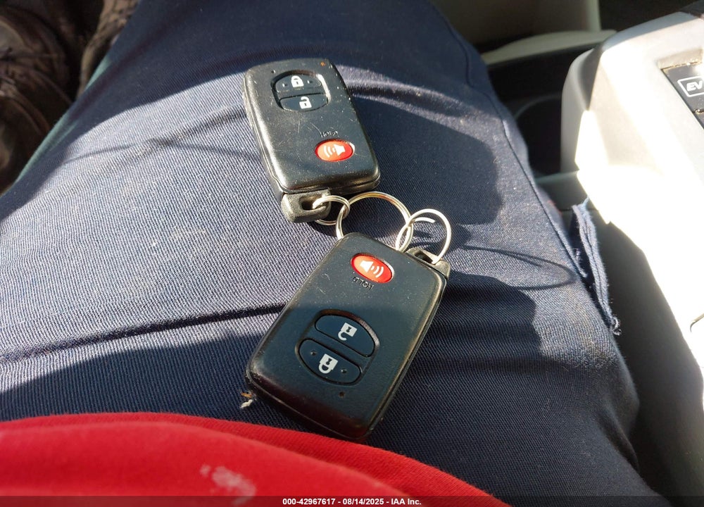 2012 TOYOTA PRIUS V VIN: JTDZN3EU6C3095690