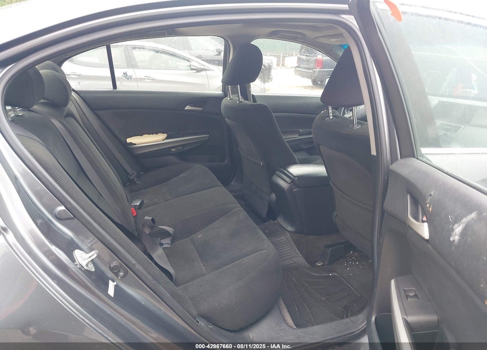 2008 HONDA ACCORD VIN: 1HGCP26728A095001
