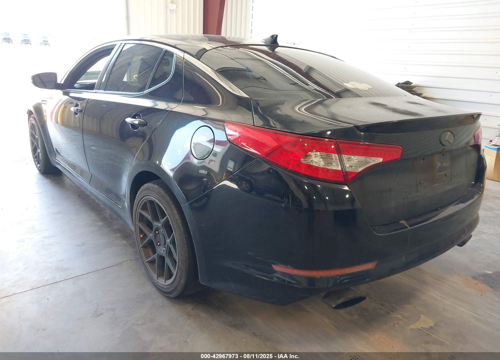 2011 KIA OPTIMA VIN: KNAGR4A61B5132251