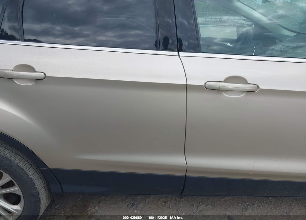 2017 FORD ESCAPE VIN: 1FMCU0GD0HUE12669