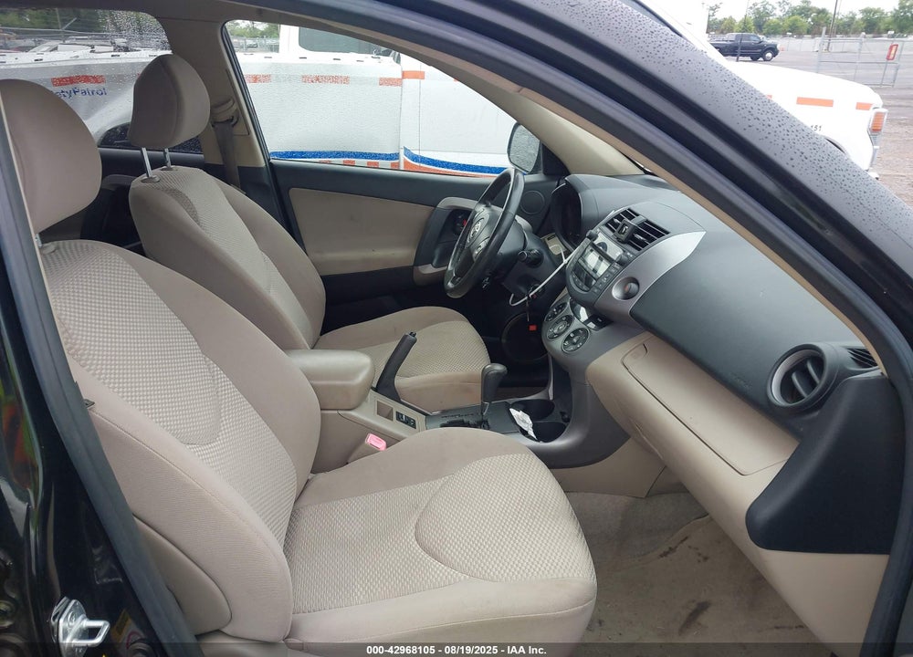 2008 TOYOTA RAV4 VIN: JTMBD31V286057415