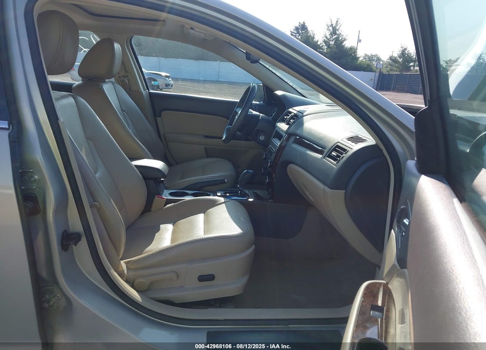 2010 FORD FUSION VIN: 3FAHP0JG9AR275321