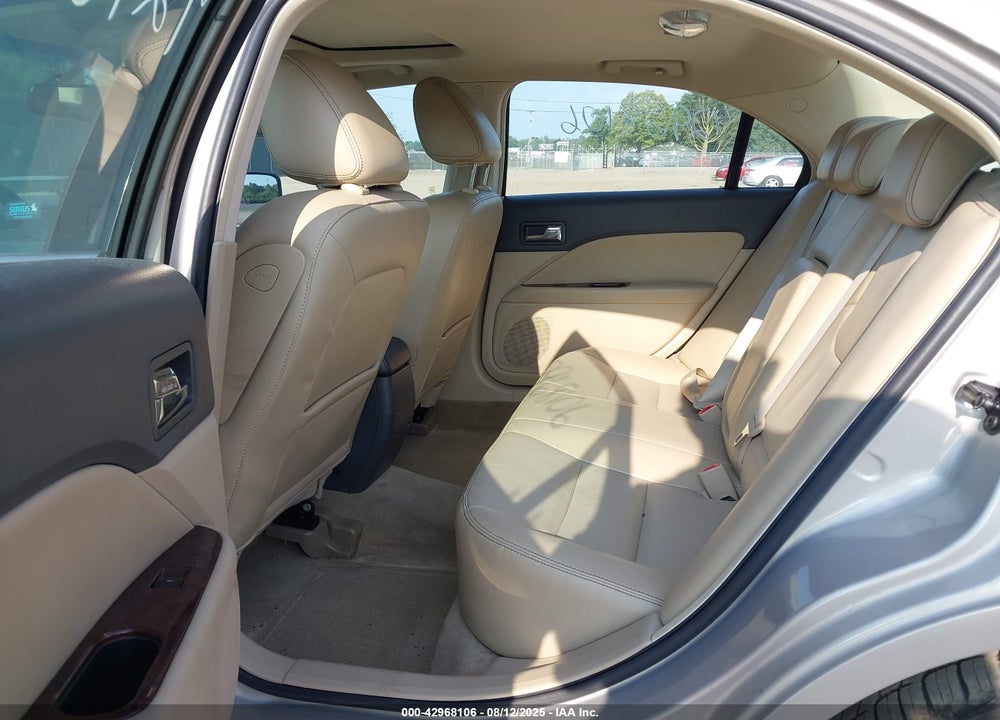 2010 FORD FUSION VIN: 3FAHP0JG9AR275321