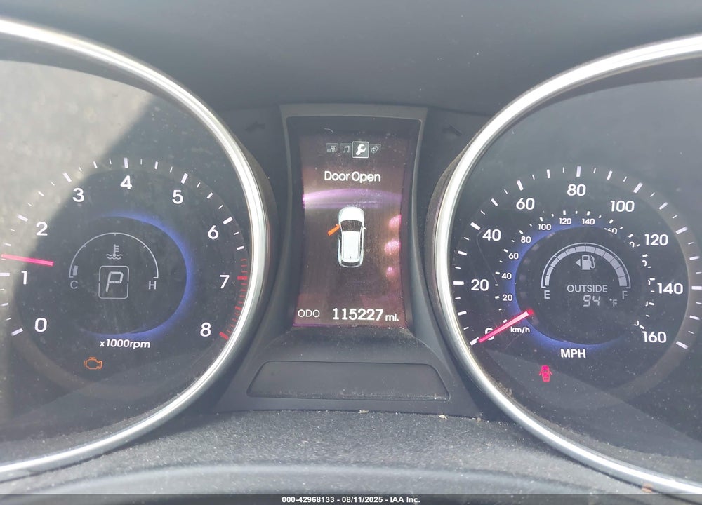 2016 HYUNDAI SANTA FE VIN: KM8SNDHF3GU140942