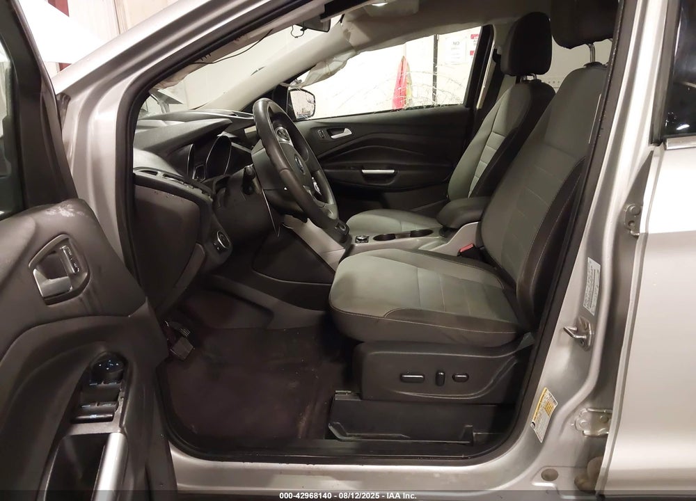 2016 FORD ESCAPE VIN: 1FMCU0G90GUB91181