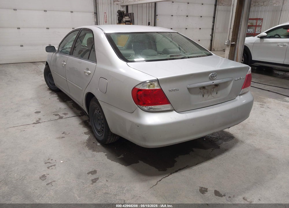 2005 TOYOTA CAMRY LE VIN: 4T1BE32K95U091856
