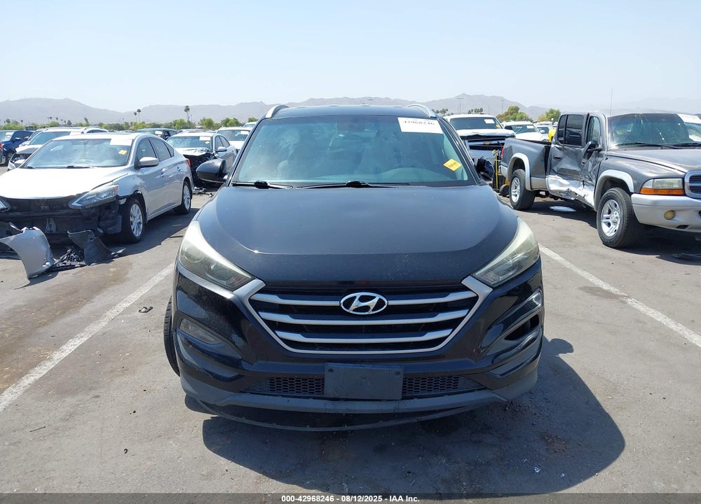 2018 HYUNDAI TUCSON SEL VIN: KM8J33A45JU669692