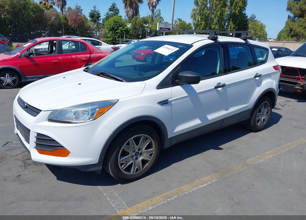 2016 FORD ESCAPE S VIN: 1FMCU0F7XGUC00131