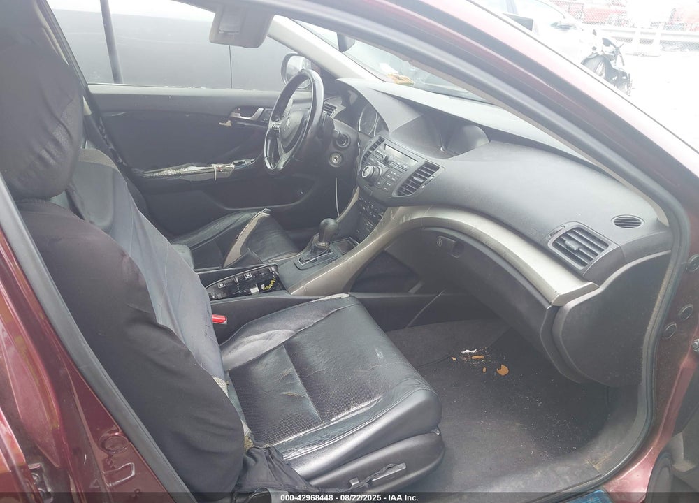 2010 ACURA TSX 2.4 VIN: JH4CU2F64AC026673