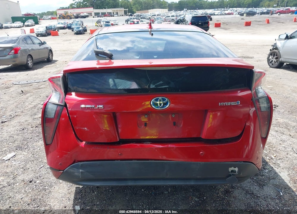 2018 TOYOTA PRIUS VIN: JTDKBRFU0J3586586