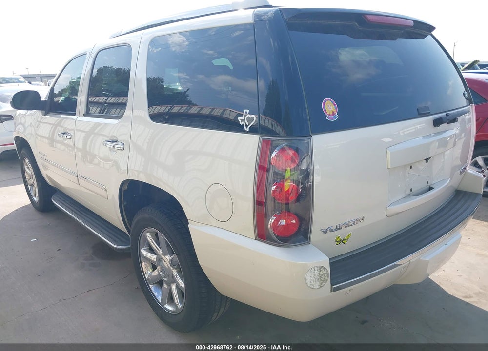 2014 GMC YUKON VIN: 1GKS1EEF4ER202136