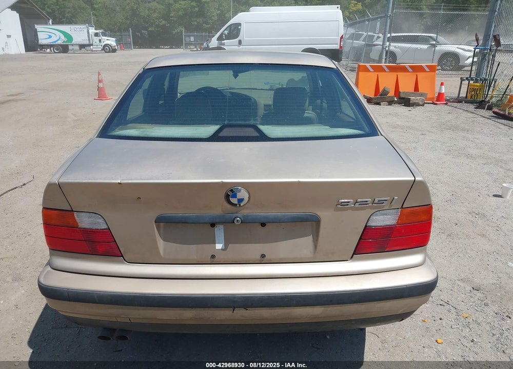 1994 BMW 325 I AUTOMATIC VIN: WBACB4320RFL17778