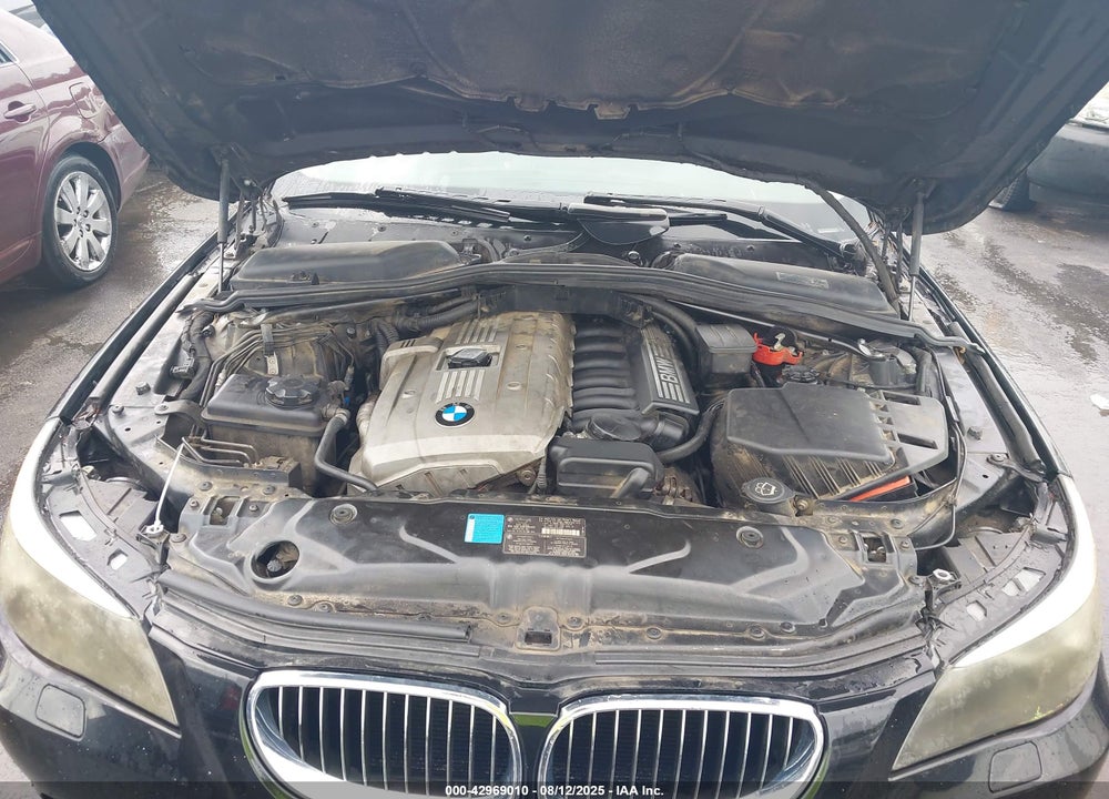2007 BMW 525I VIN: WBANE53527CY06598