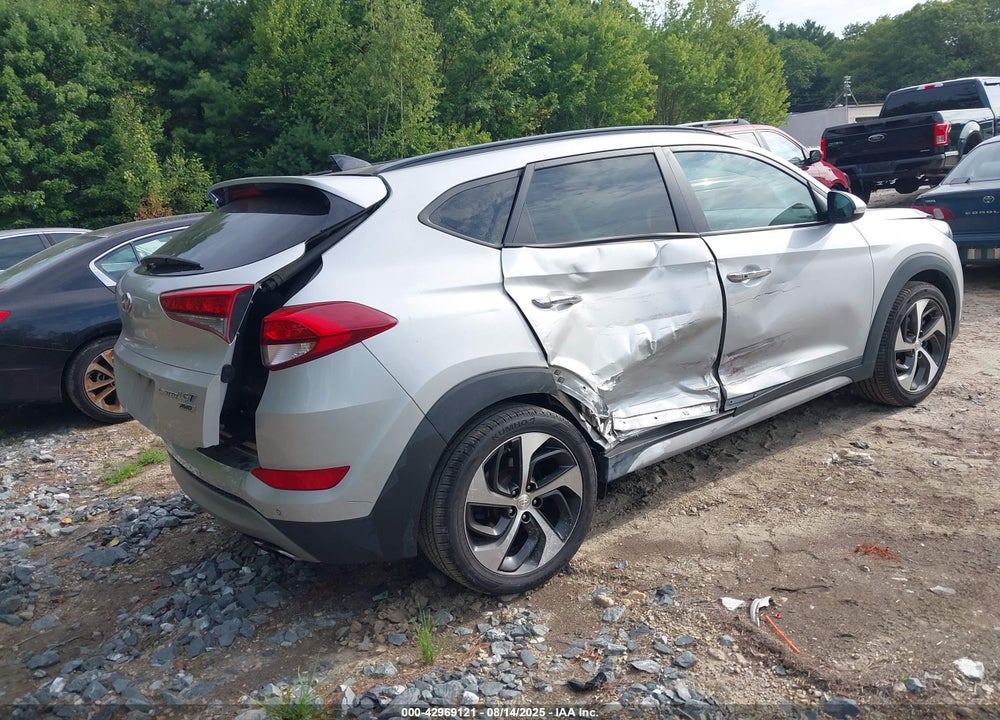 2018 HYUNDAI TUCSON VIN: KM8J3CA27JU724741