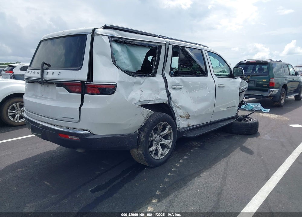 2022 JEEP WAGONEER VIN: 1C4SJVBT1NS205199