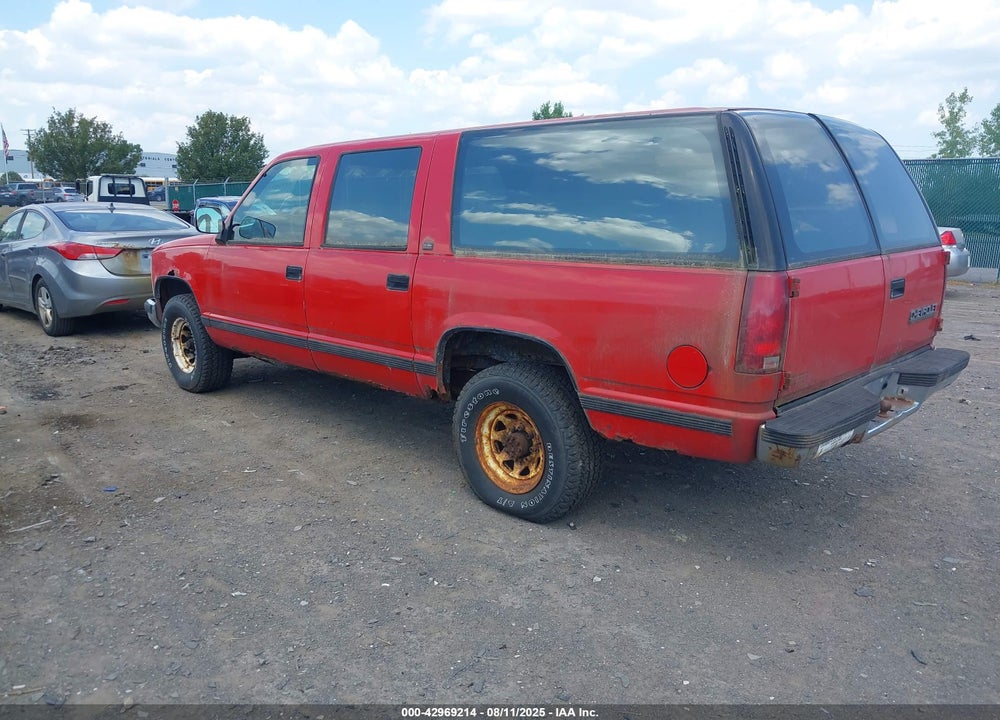 1993 CHEVROLET SUBURBAN C2500 VIN: 1GNGC26K8PJ366763