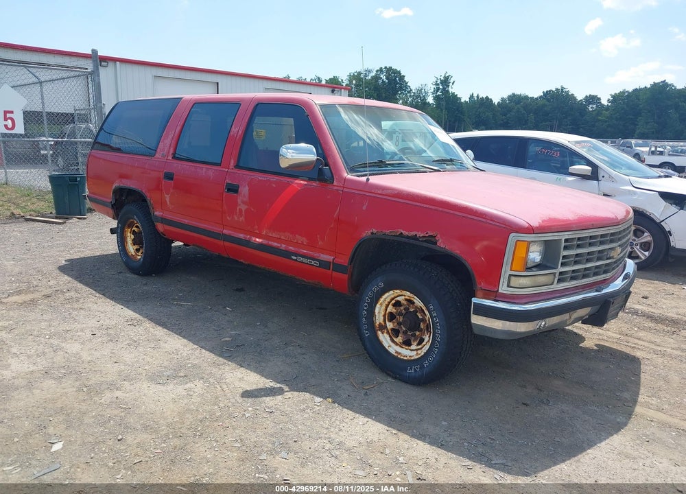 1993 CHEVROLET SUBURBAN C2500 VIN: 1GNGC26K8PJ366763