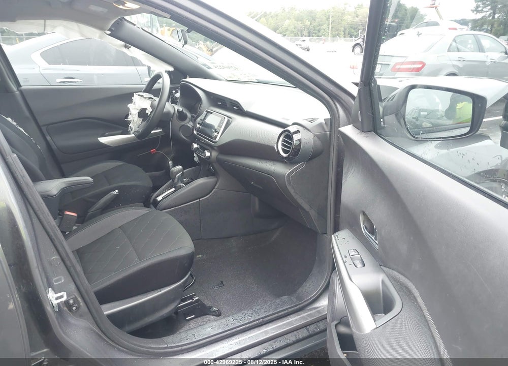 2020 NISSAN KICKS VIN: 3N1CP5CV2LL566765