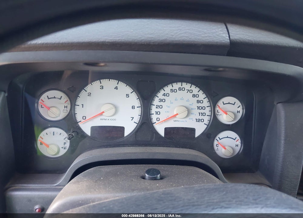 2002 DODGE RAM 1500 ST VIN: 1D7HA18N72J174107
