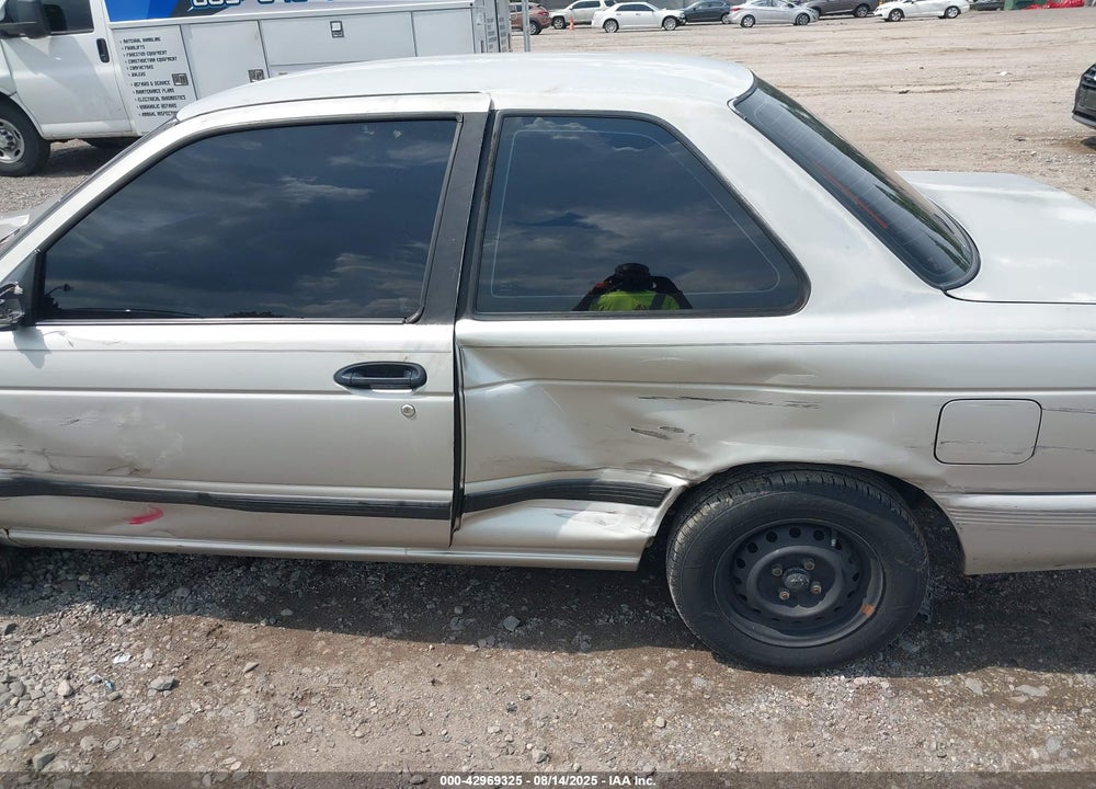 1994 NISSAN SENTRA VIN: 1N4ED32H2RC786258