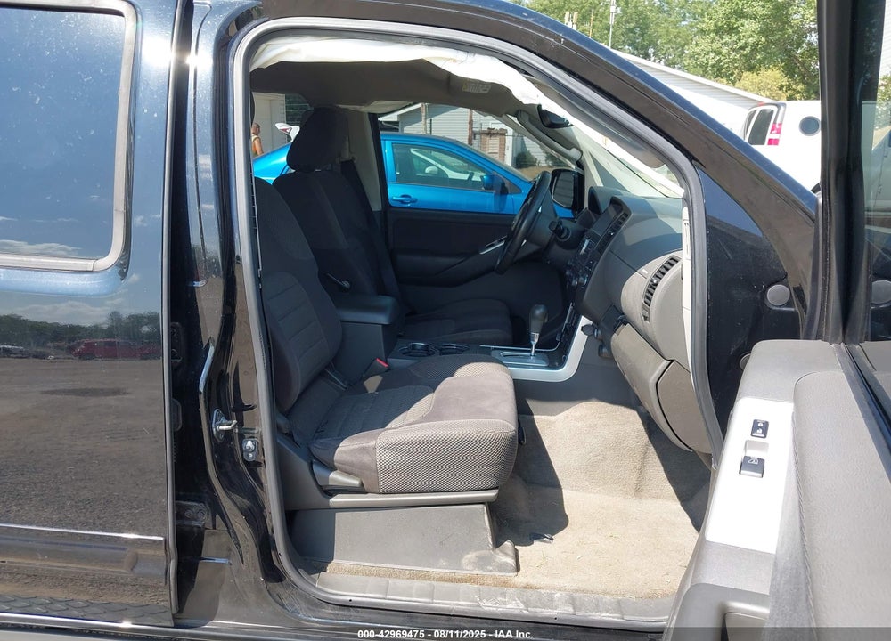 2011 NISSAN PATHFINDER VIN: 5N1AR1NB7BC625261
