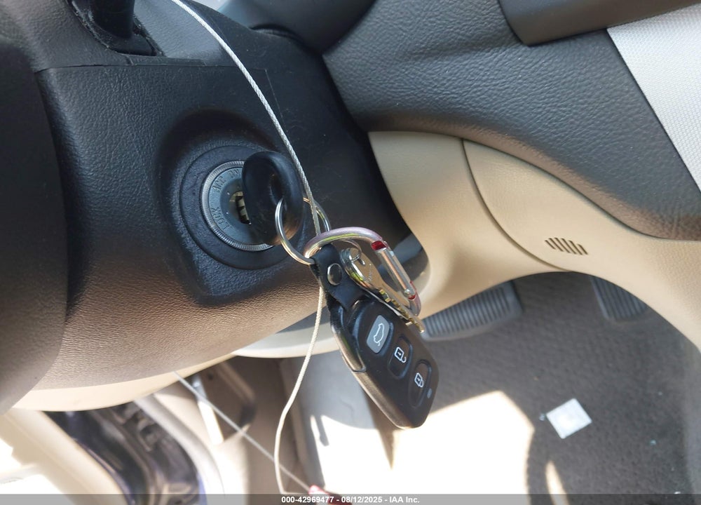 2008 HYUNDAI ELANTRA GLS/SE VIN: KMHDU46D58U569286