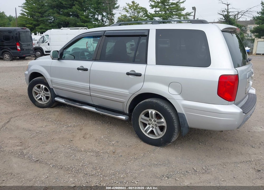 2005 HONDA PILOT EX-L VIN: 5FNYF18515B052138