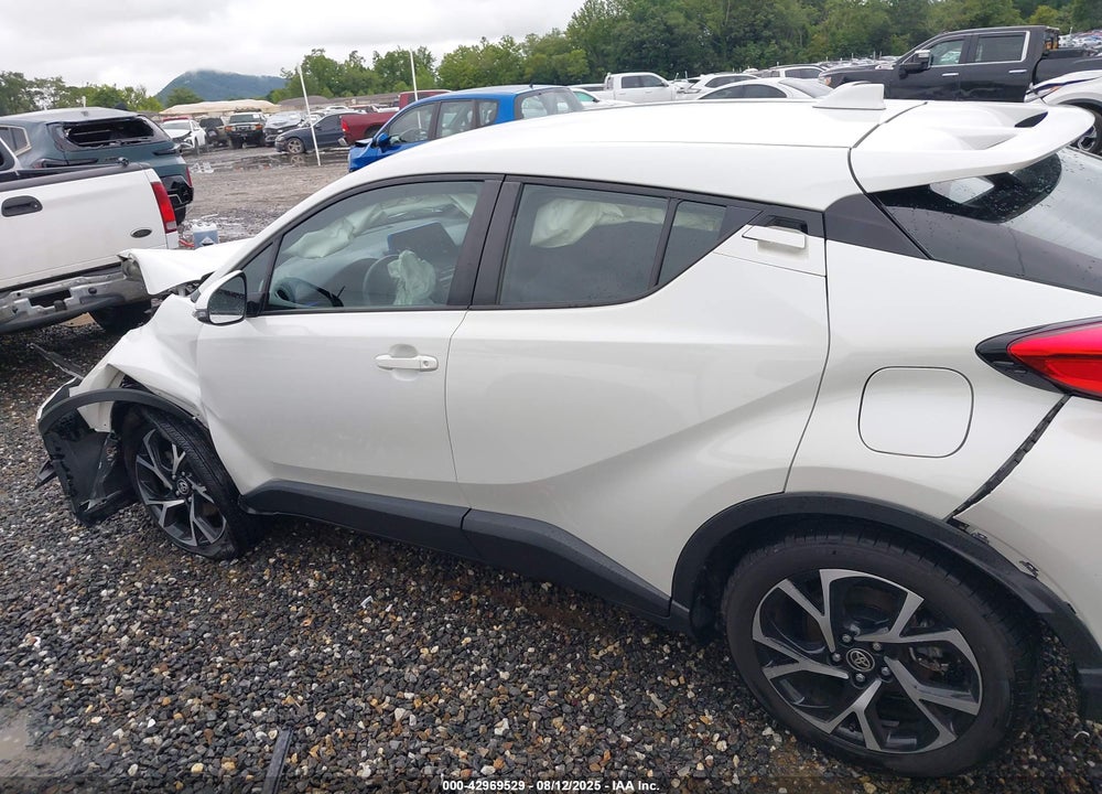 2021 TOYOTA C-HR VIN: NMTKHMBX5MR126455