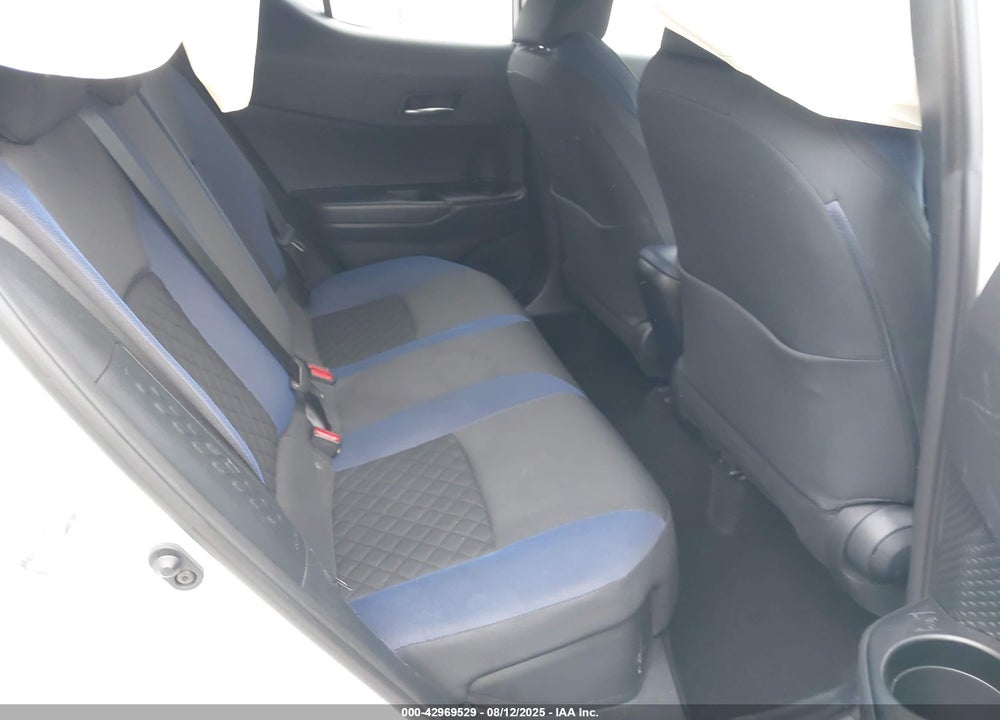 2021 TOYOTA C-HR VIN: NMTKHMBX5MR126455