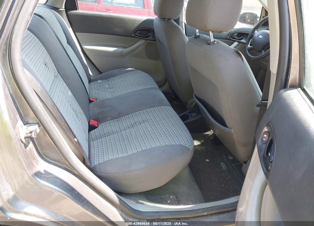 2007 FORD FOCUS S/SE/SES VIN: 1FAHP34N17W243951