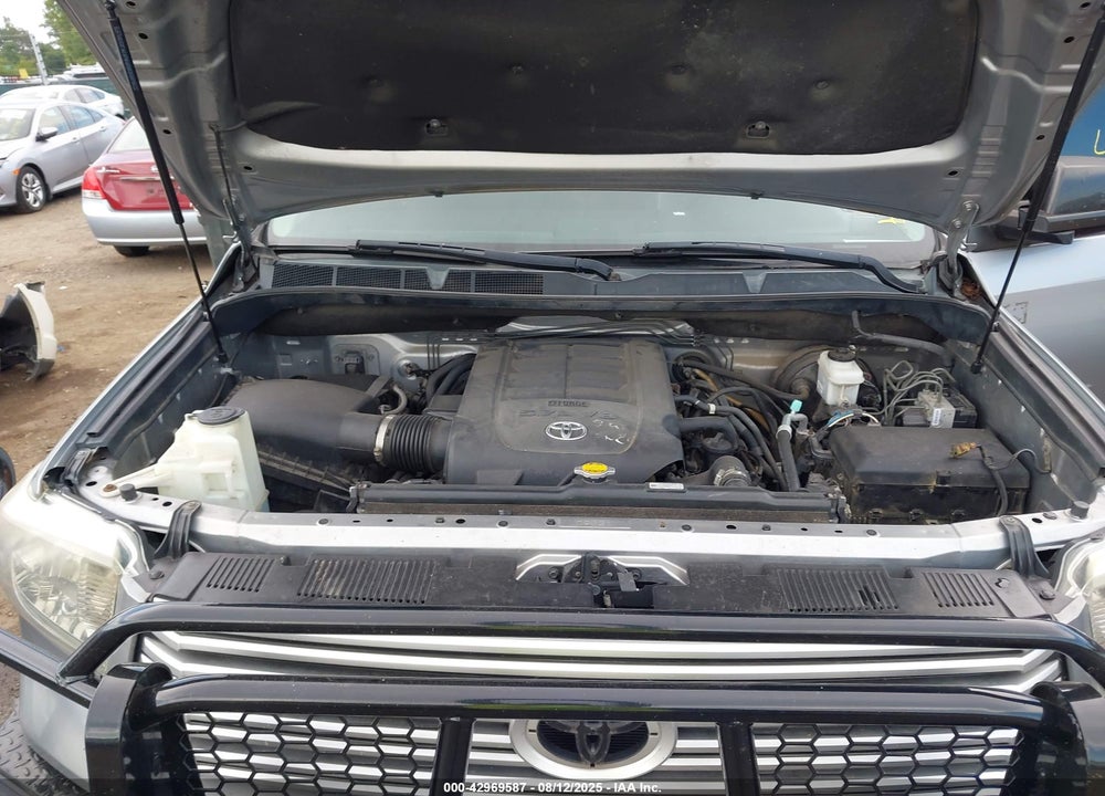 2014 TOYOTA TUNDRA VIN: 5TFAW5F11EX328820