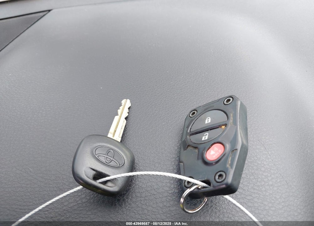 2014 TOYOTA TUNDRA VIN: 5TFAW5F11EX328820