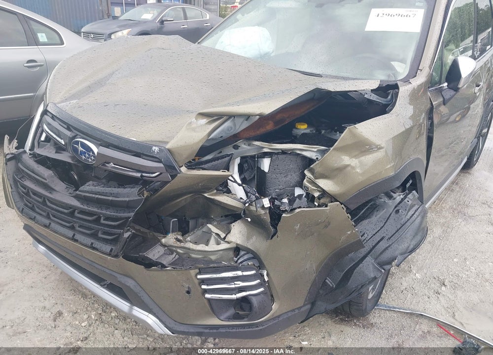 2023 SUBARU FORESTER TOURING VIN: JF2SKARC8PH400939