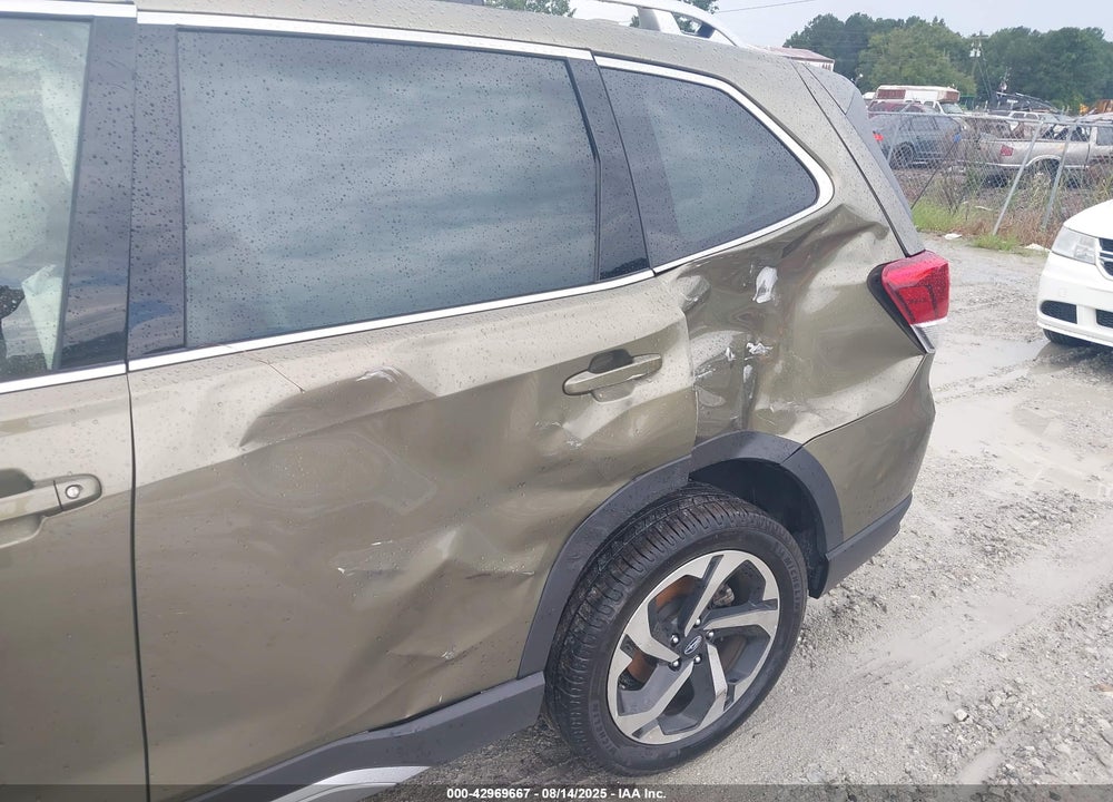 2023 SUBARU FORESTER TOURING VIN: JF2SKARC8PH400939