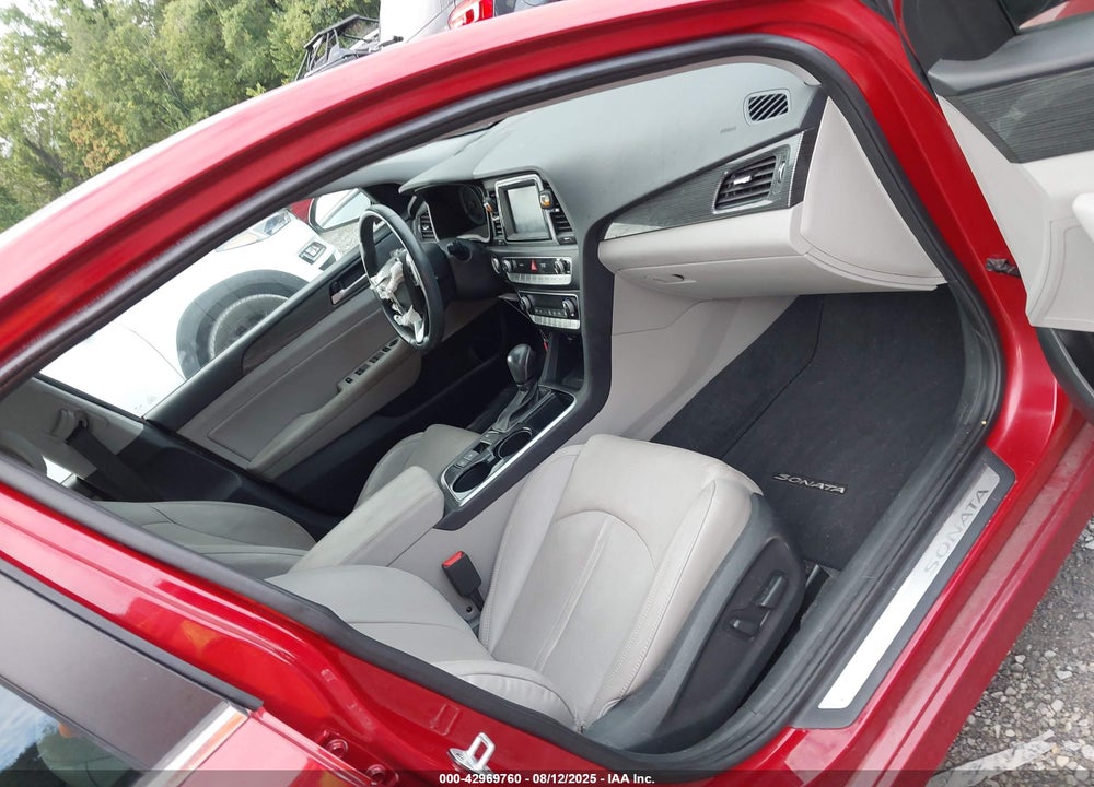 2019 HYUNDAI SONATA VIN: 5NPE34AF4KH804315
