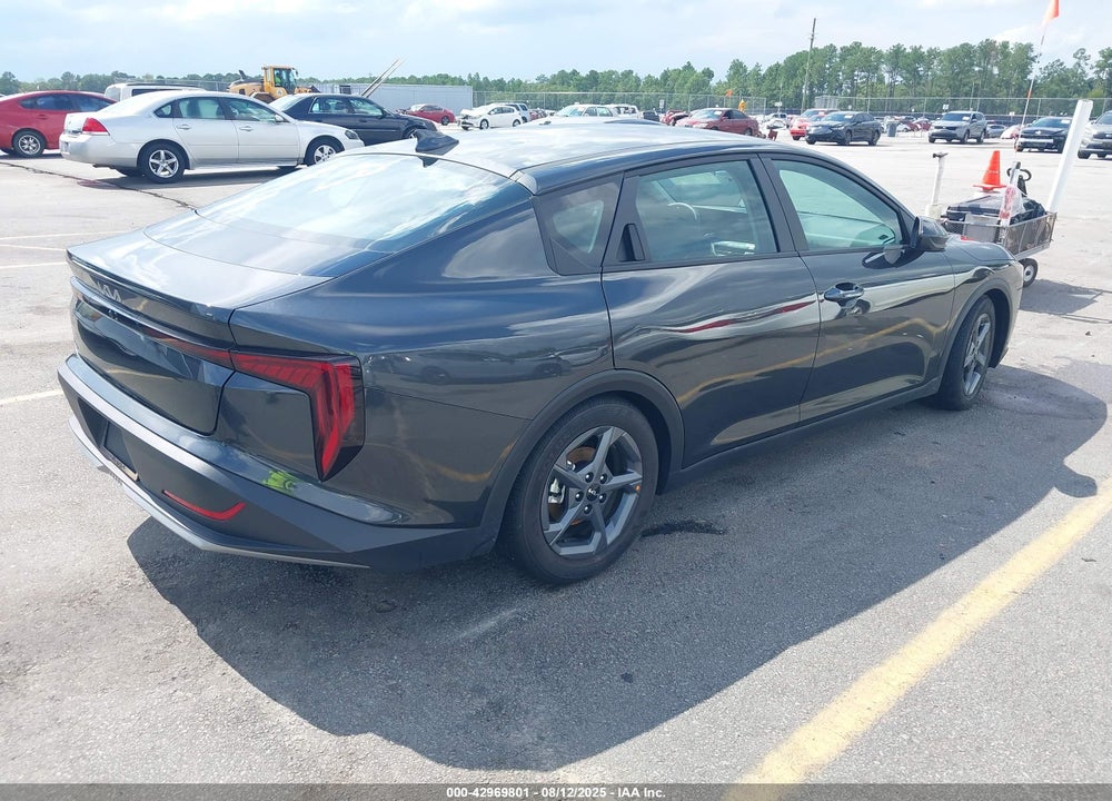 2025 KIA K4 VIN: 3KPFT4DE4SE155143